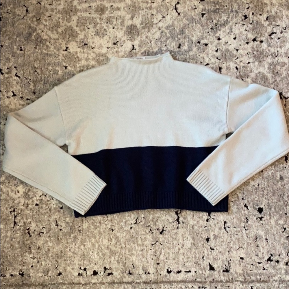 Cropped Tobi Sweater